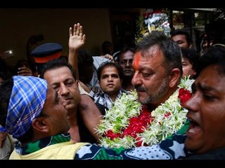 (Video) FANS Celebrate Sanjay Dutt's Release From JAIL