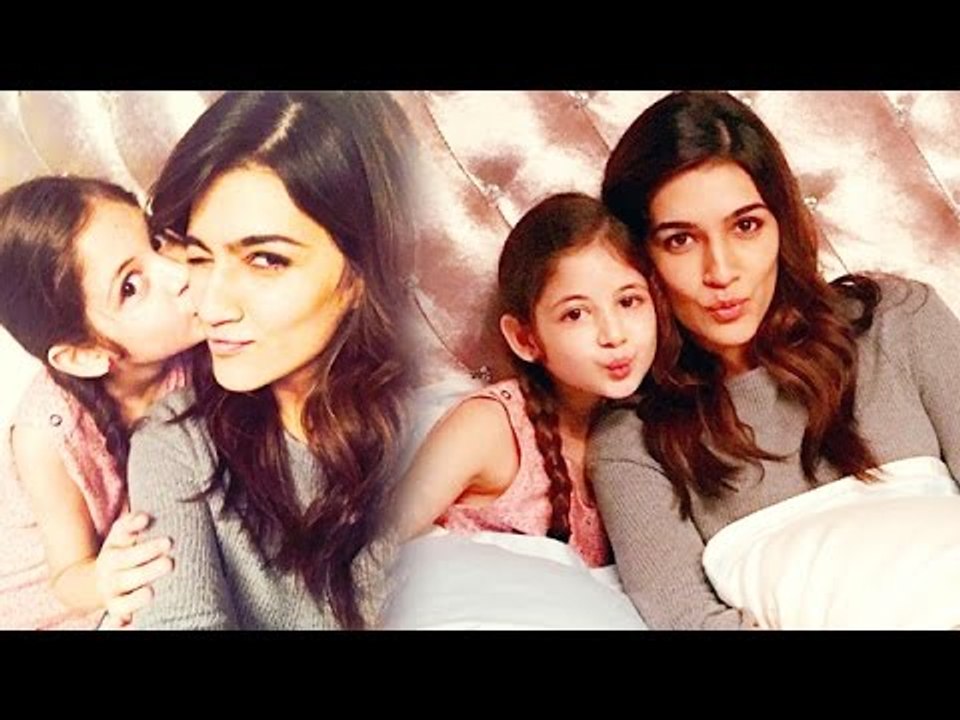 Kriti Sanon - Harshaali Malhotra's CUTE Pillow Fight - WATCH VIDEO