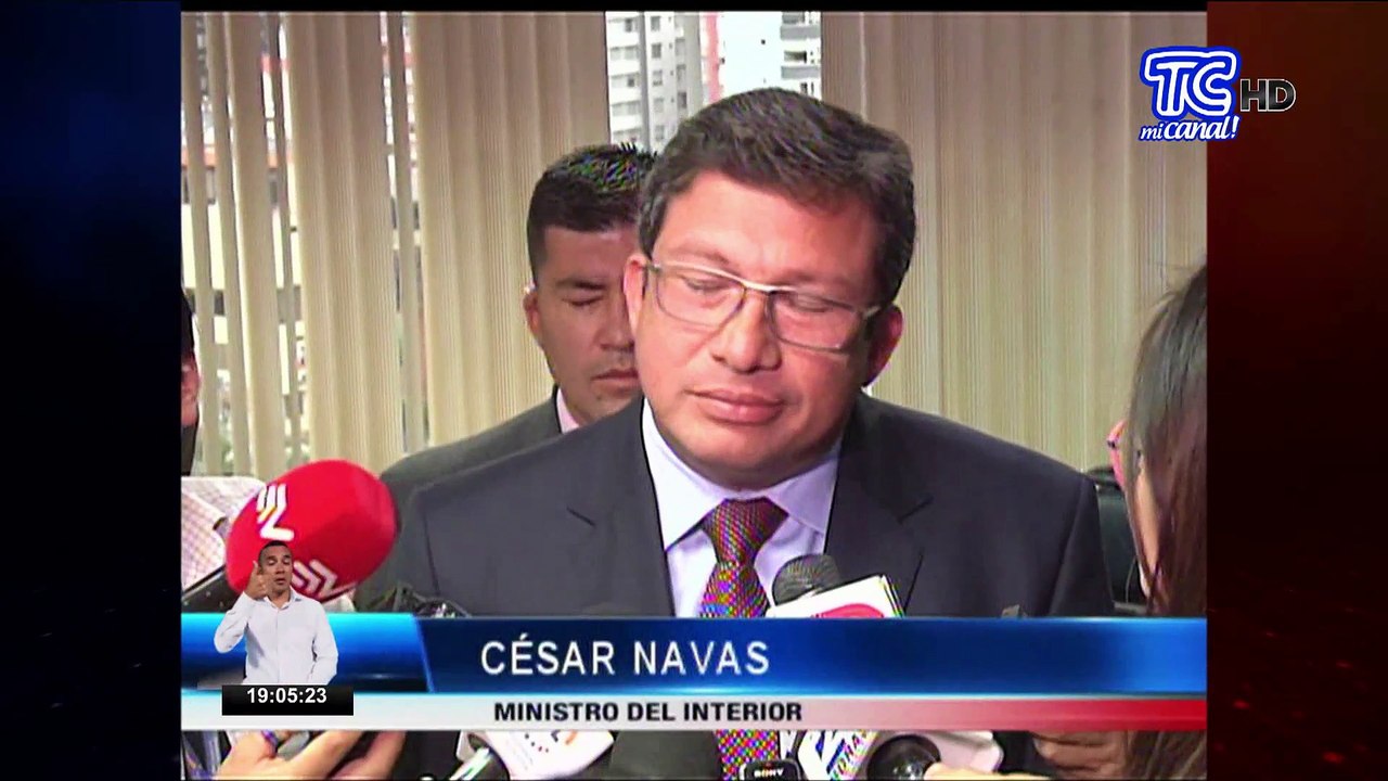 Ministro Navas evalúa su continuidad