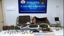 77 Yaşında 16 Kilogram Esrarla Yakalandı