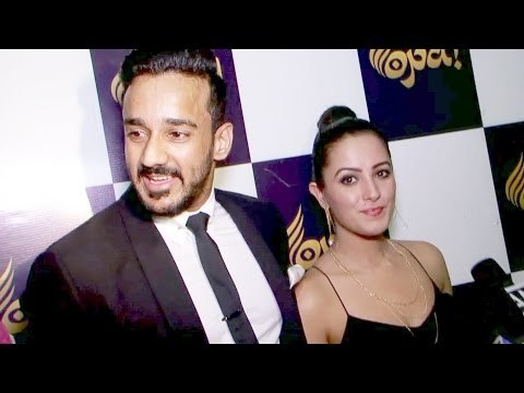 Anita Hassanandani With Hubby Rohit Reddy At Divyanka Tripathi & Vivek Dahiya's Reception