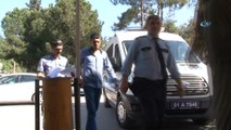 'Kocam dövdü' diyerek çocuğuyla polise sığındı, şikayetçi olmadı