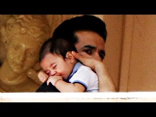 Tusshar Kapoor CAUGHT With His CUTE Baby Boy 'Laksshya'