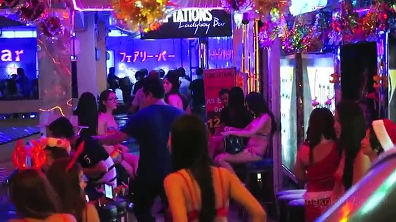 An Evening at Nana Plaza - Bangkok VLOG 40