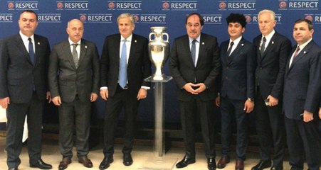 TFF, UEFA EURO 2024 Adaylık Dosyasını Sundu