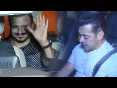 Salman Khan & Vivek Oberoi PARTIES With Shah Rukh Khan Under Same Roof