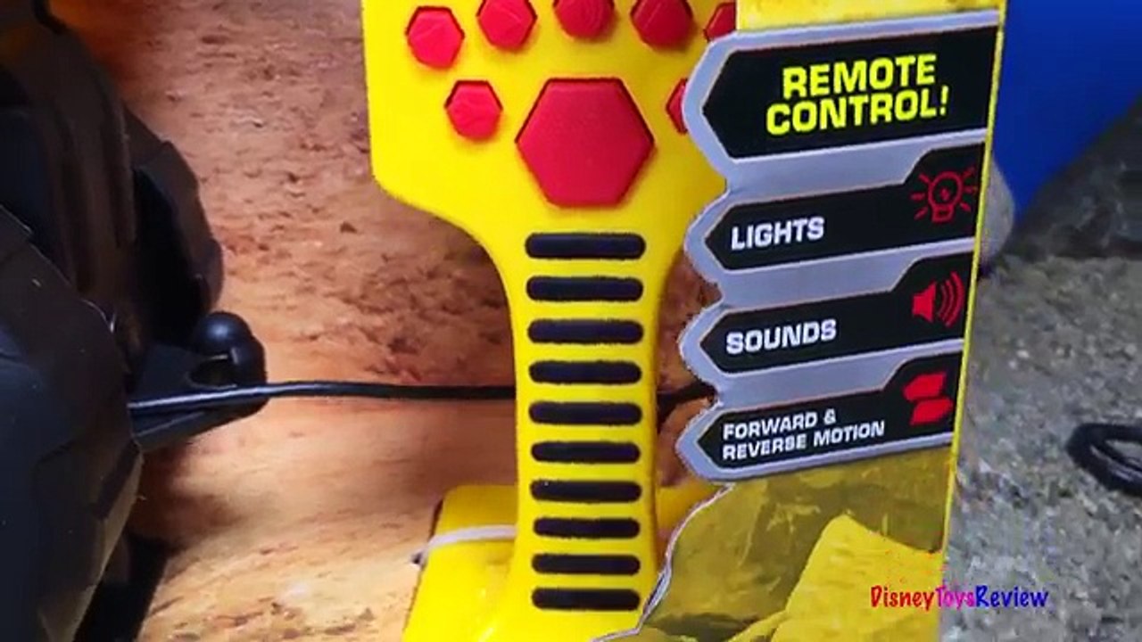 CAT JOB SITE MIGHTY MACHINE DUMP TRUCK SAND PLAY - REMOTE CONTROL CONSTRUCTION TOYS FOR KIDS