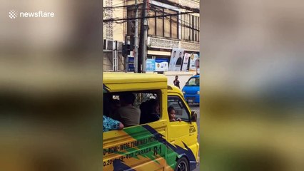 Policeman dances non-stop for ages while directing traffic at busy junction