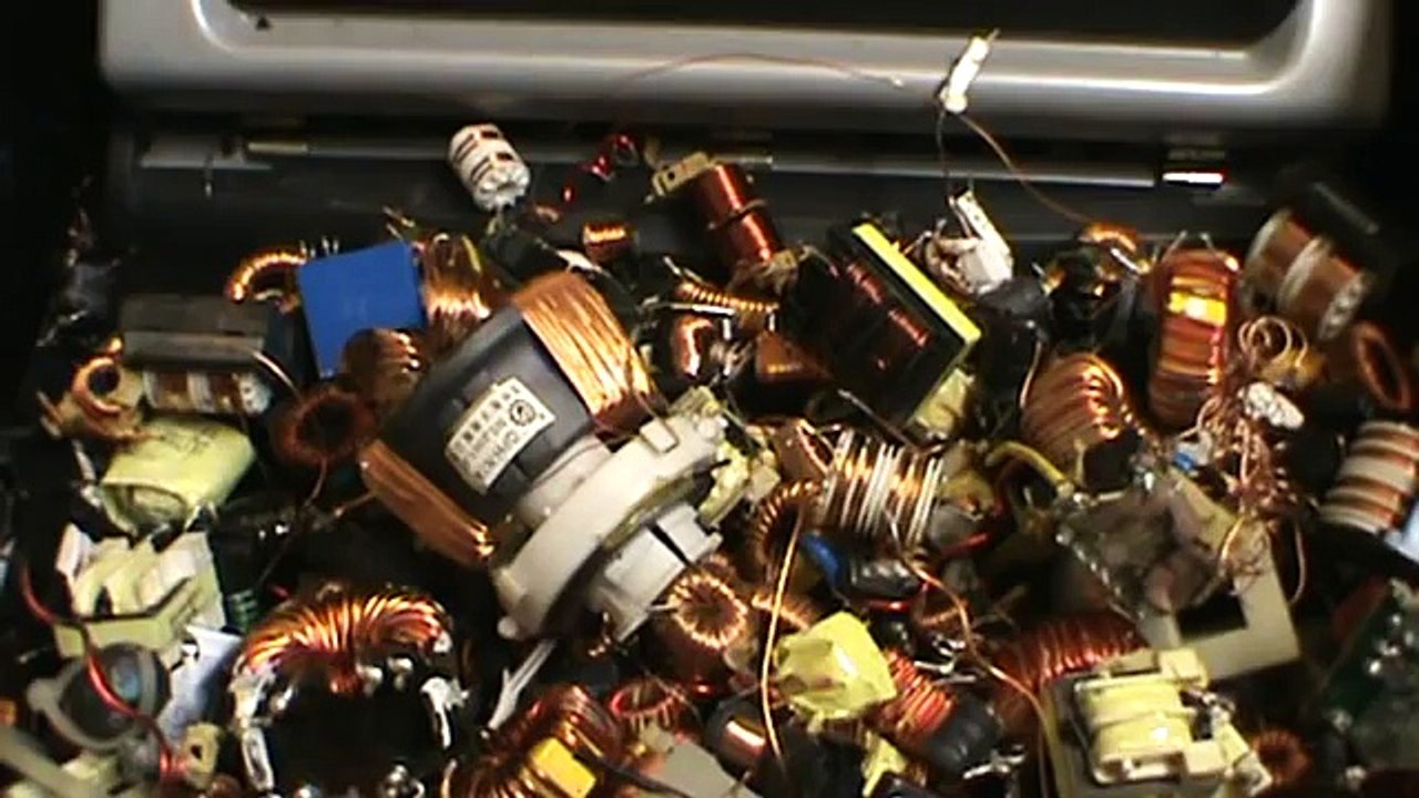 Scrapping small copper bearing motors, CBMs, inducers, transformers from electronics. A how to