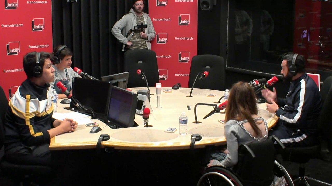 Cyril Hanouna : "Je vais faire une émission spéciale avec des personnes voilées et des mecs en kippa qui vont être autour de la table et qui vont parler de télé"