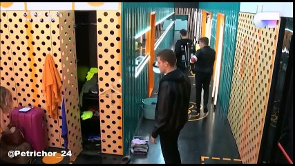 Cerrando maleta de Mireya y Salida hacía el plató [11/12/2017]