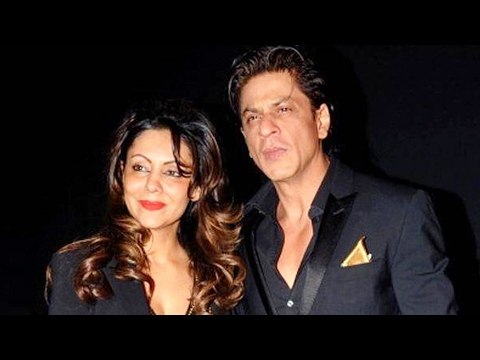 Shahrukh Khan Launches Gauri Khan To Twitter World On Valentines Day - WATCH