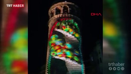 Galata Kulesi'nde video mapping gösterisi izleyenleri mest etti