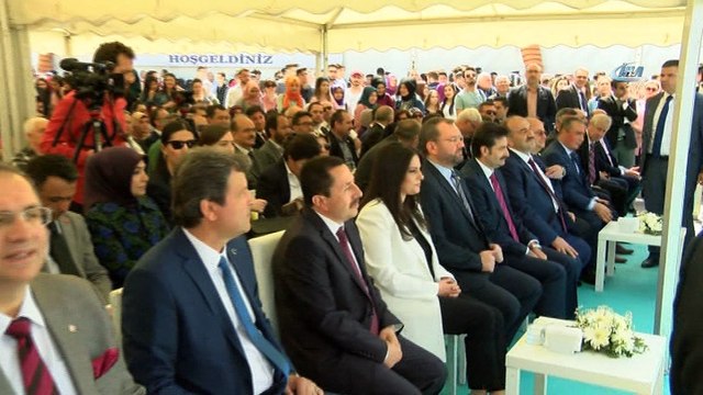 Bakan Jülide Sarıeroğlu: “7,4 lük büyüme performansına ulaştık”