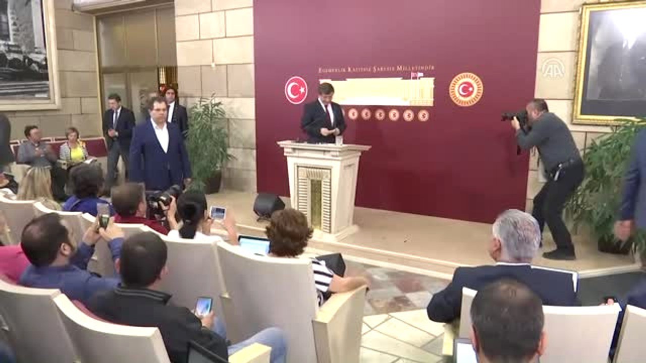 Davutoğlu: "Ak Parti'nin Adayı Sayın Cumhurbaşkanımız Recep Tayyip Erdoğan, Hepimizin Adayıdır"