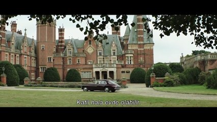 Çarpık Evdeki Cesetler Altyazılı Fragman