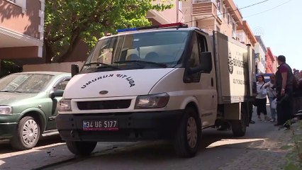 Ataşehir'de yangın: 1 ölü, 3 yaralı (2) - İSTANBUL