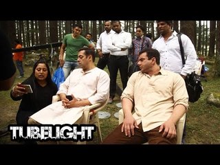 Salman & Sohail Khan's RELAXING VIDEO From Sets Of TUBLIGHT