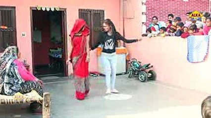 सास ने कराया ननद और  बहु का Dance में  कॉम्पिटिशनojharam