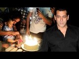 Salman Khan's Nephew Ahil's CUTTING His 1st Birthday Cake