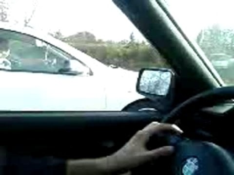 BMW 325 I VS OPEL ASTRA 2.2 DTI