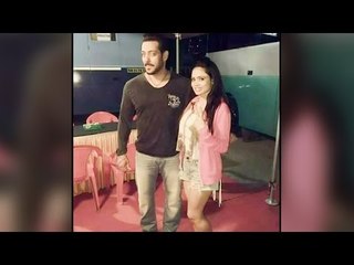 Salman Khan CLICKS With FAN @ Mehboob Studio In Mumbai