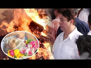 Randhir Kapoor At Veteran Actor Vinod Khanna's Funeral
