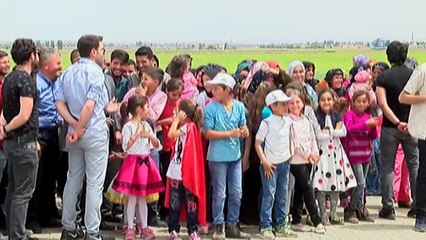 Tarım Bakanı Fakıbaba Yöresel Kıyafet Giydi, Tarla Biçti