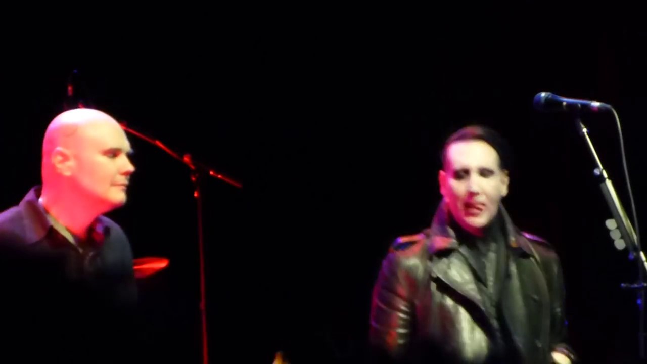 Marilyn Manson ft. The Smashing Pumpkins - Ava Adore (Live in London 2014) [Rare Footage HD]