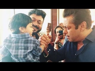 Salman Plays Arm Wrestling With Photographer's Kid