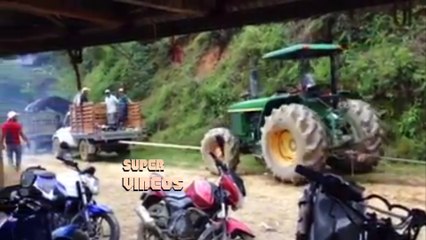 Quédate tranquilo dentro de la camioneta que ya te sacamos de ahí