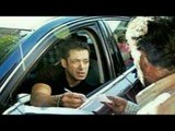 Salman Helps A Roadside Beggar - Provides Medical Aid