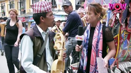 ठमेलमा दिउसैं मोलमोलाई-सोनिकासंग विदेशीको रोमान्स,नेपालीको हमला| Wow Talk | Wow Nepal