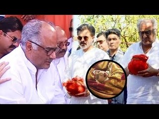 Sridevi’s Husband Boney Kapoor Breaks Down In Haridwar While Immersing Sridevi’s Ashes