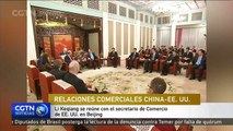 Li Keqiang se reúne con el secretario de Comercio de EE. UU. en Beijing