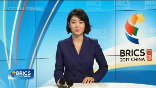 #BRICS2017 : enlace desde el plató de CGTN en Español en Xiamen - Entrevista con Zhou Jiaogui
