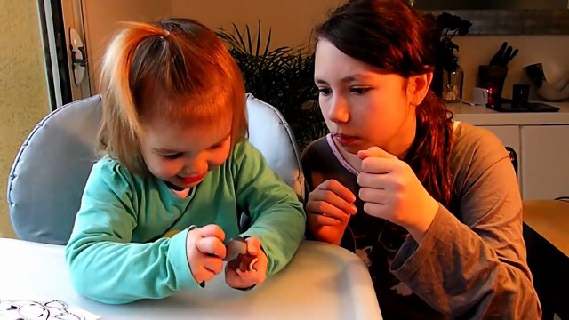 Ouverture de 6 sachets surprises contenant des figurines Disney Frozen et des Shopkins. (Unboxing)