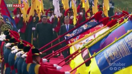 Kuzey ve Güney Kore liderleri ateşkes köyünde buluştu