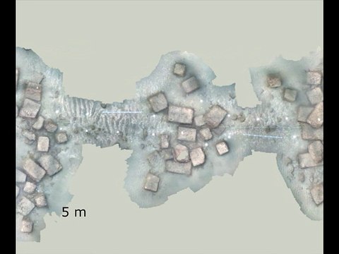 Travelling de la structure B dans le port de Fos