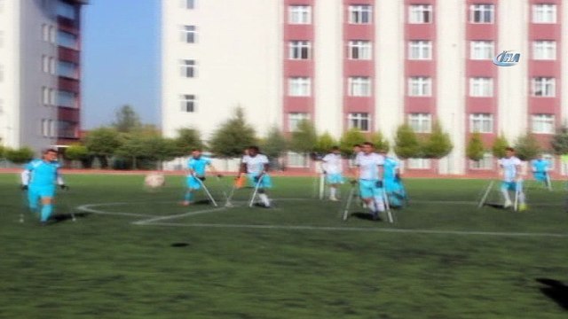 Ampute takımından anlamlı klip