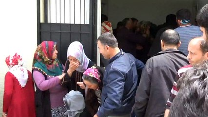 Çocuklarından geriye kalan kıyafetlere sarılıp feryat ettiler