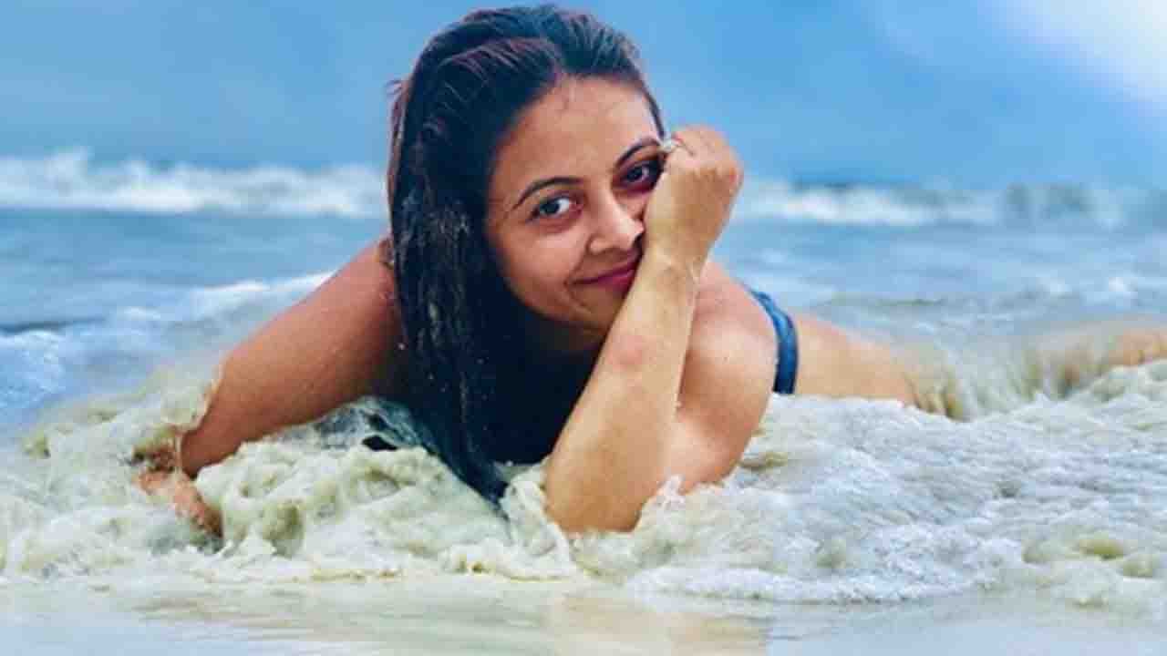 Gopi Bhahu Ki Xnxx - TV actress Devoleena Bhattacharjee's Bikini pictures goes VIRAL | Boldsky -  video Dailymotion