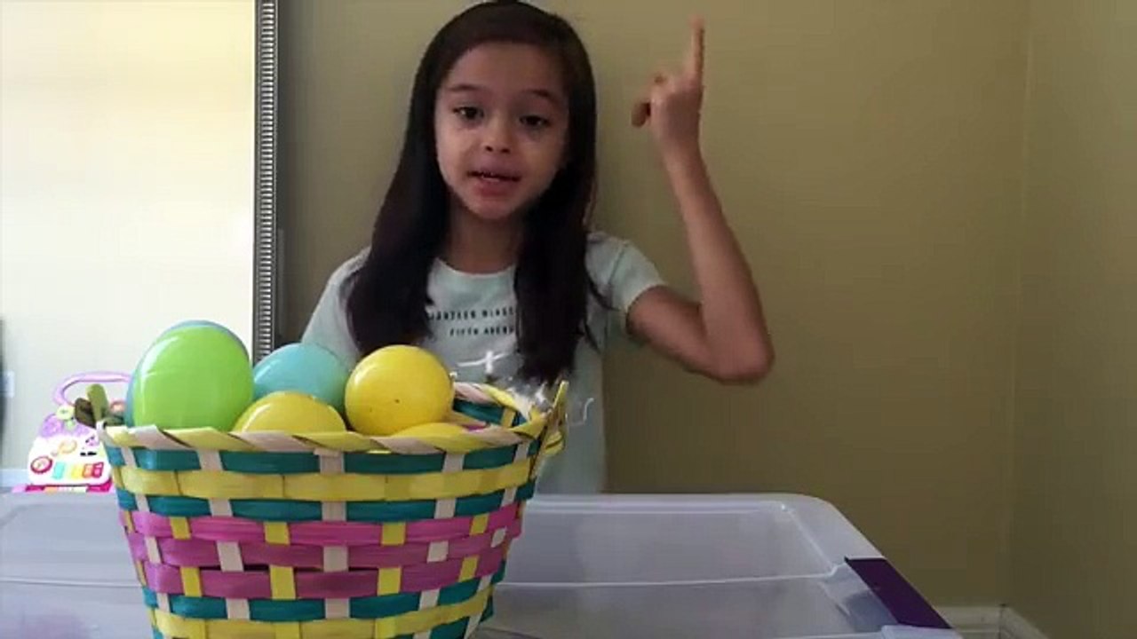 ABRINDO OVOS Surpresa SHOPKINS e DISNEY TSUM TSUM