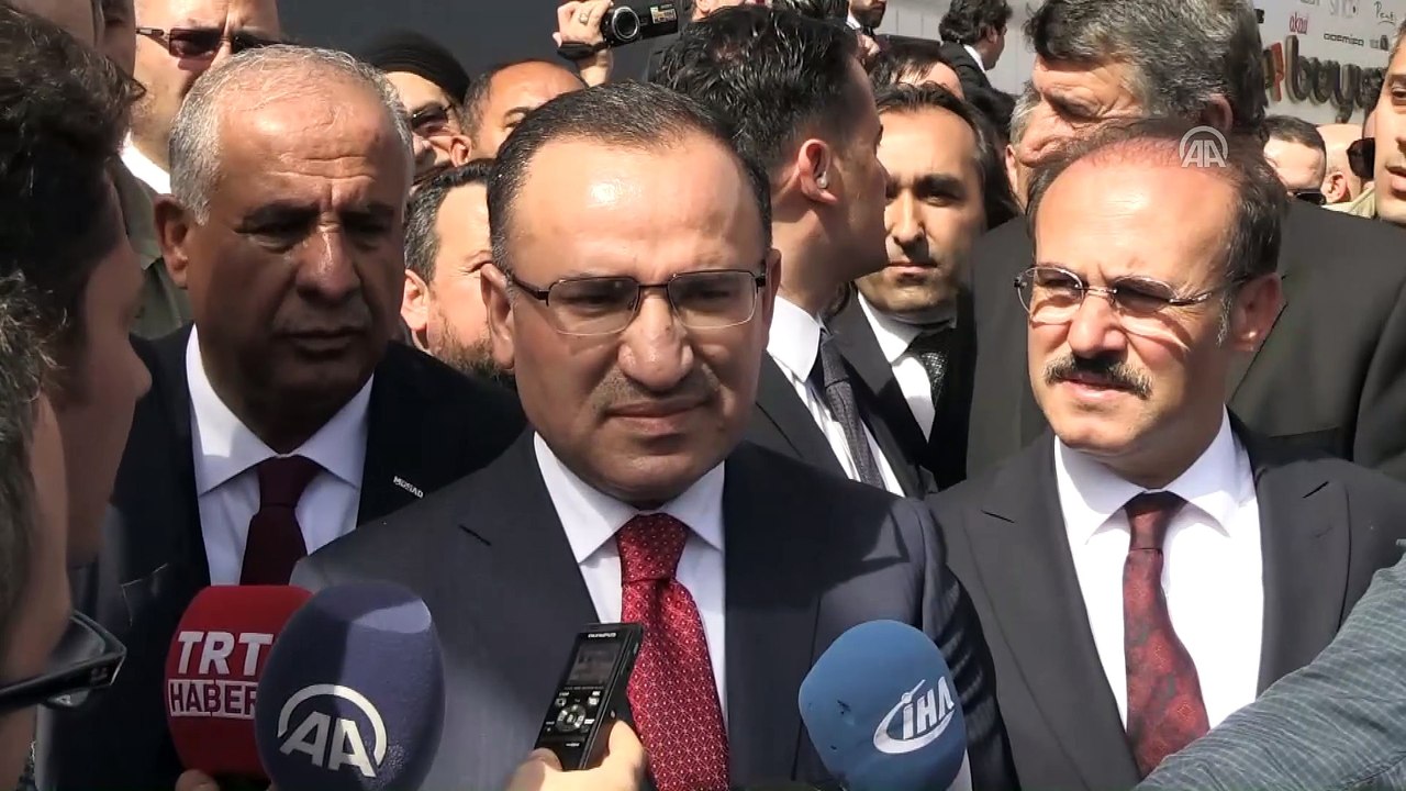 Bozdağ: 'Yaşanan 15'ler olayı Türk siyasi tarihinin siyasi ahlaksızlık abidesidir' - YOZGAT