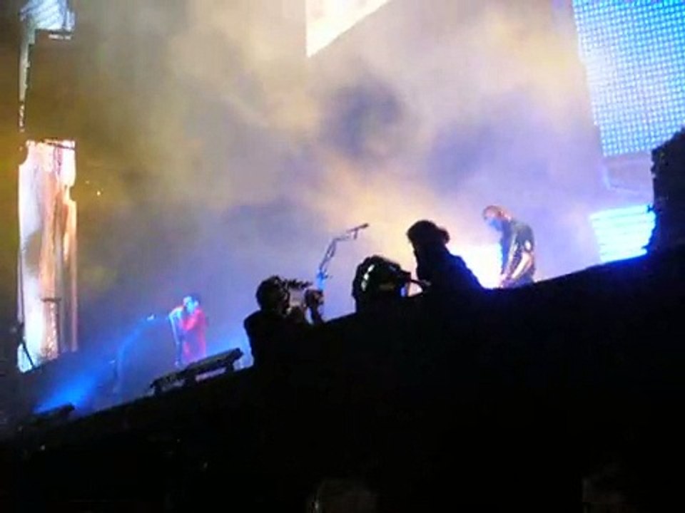 Muse - Invincible, Rock Werchter Festival, Werchter, Belgium  6/28/2007