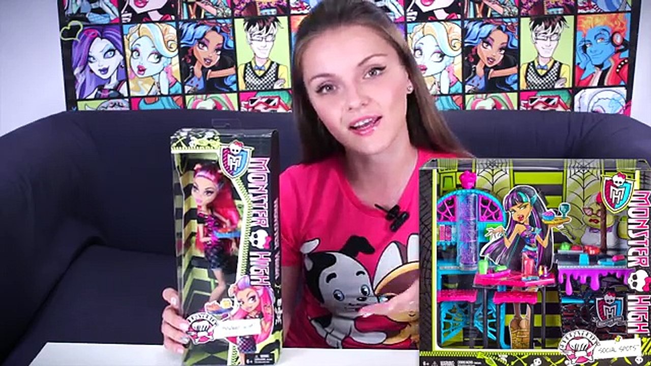 Howleen Wolf Creepateria (Хоулин Вульф Крипатерия) Monster High Обзор BJM20