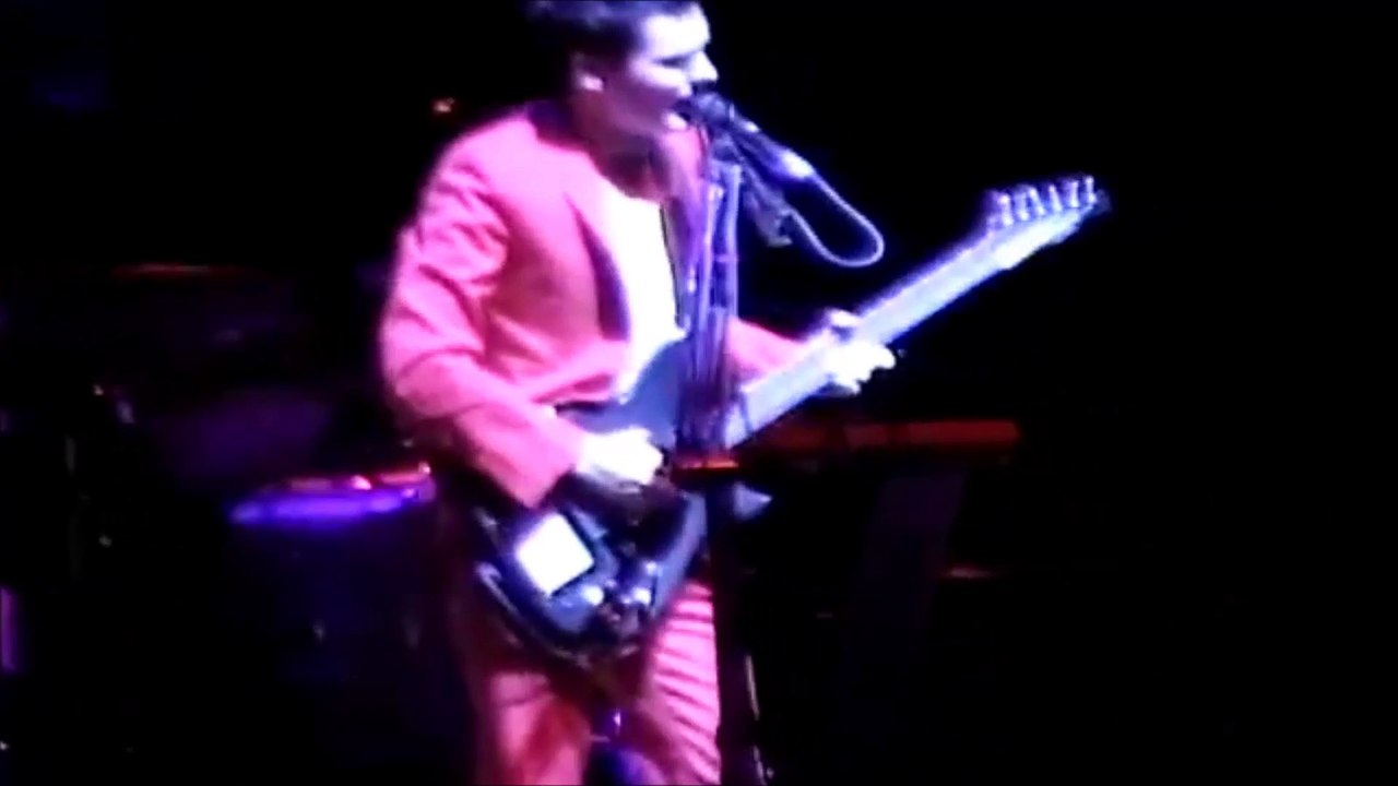 Muse - Invincible, Sam Boyde Stadium, Vegoose, Las Vegas, NV, USA  10/28/2007