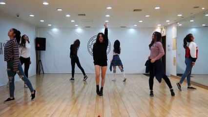 Dreamcatcher 'Chase Me' mirrored Dance Practice