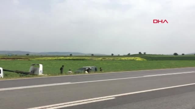 Gaziantep Nurdağı'nda Araç Tarlaya Uçtu