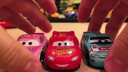 Mattel Disney Cars 3 Danny Swervez (Next Generation Octane Gain #19) Piston Cup Racer
